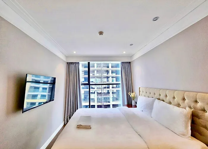 Sunrise Luxury Apartment With Ocean View