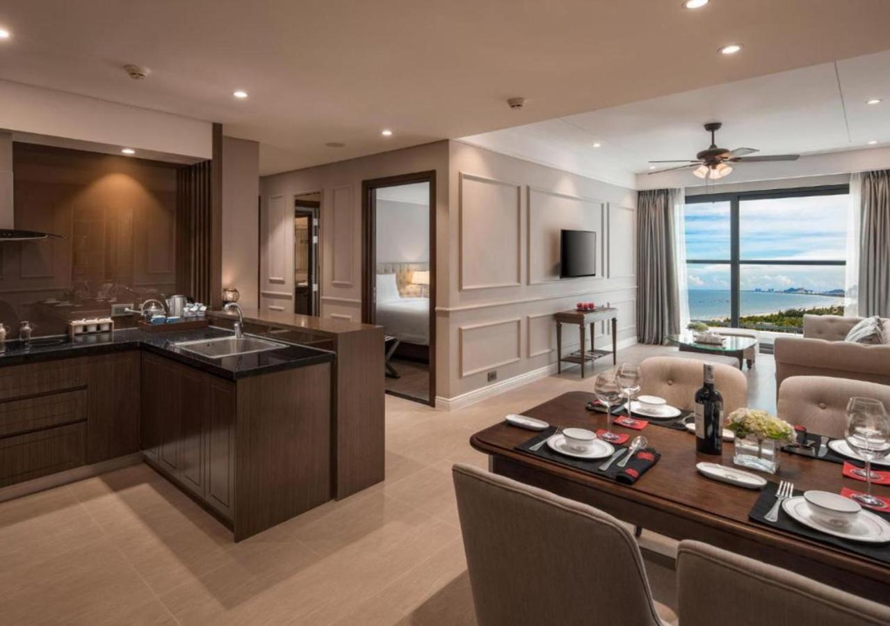 Sunrise Luxury With Ocean View Дананг